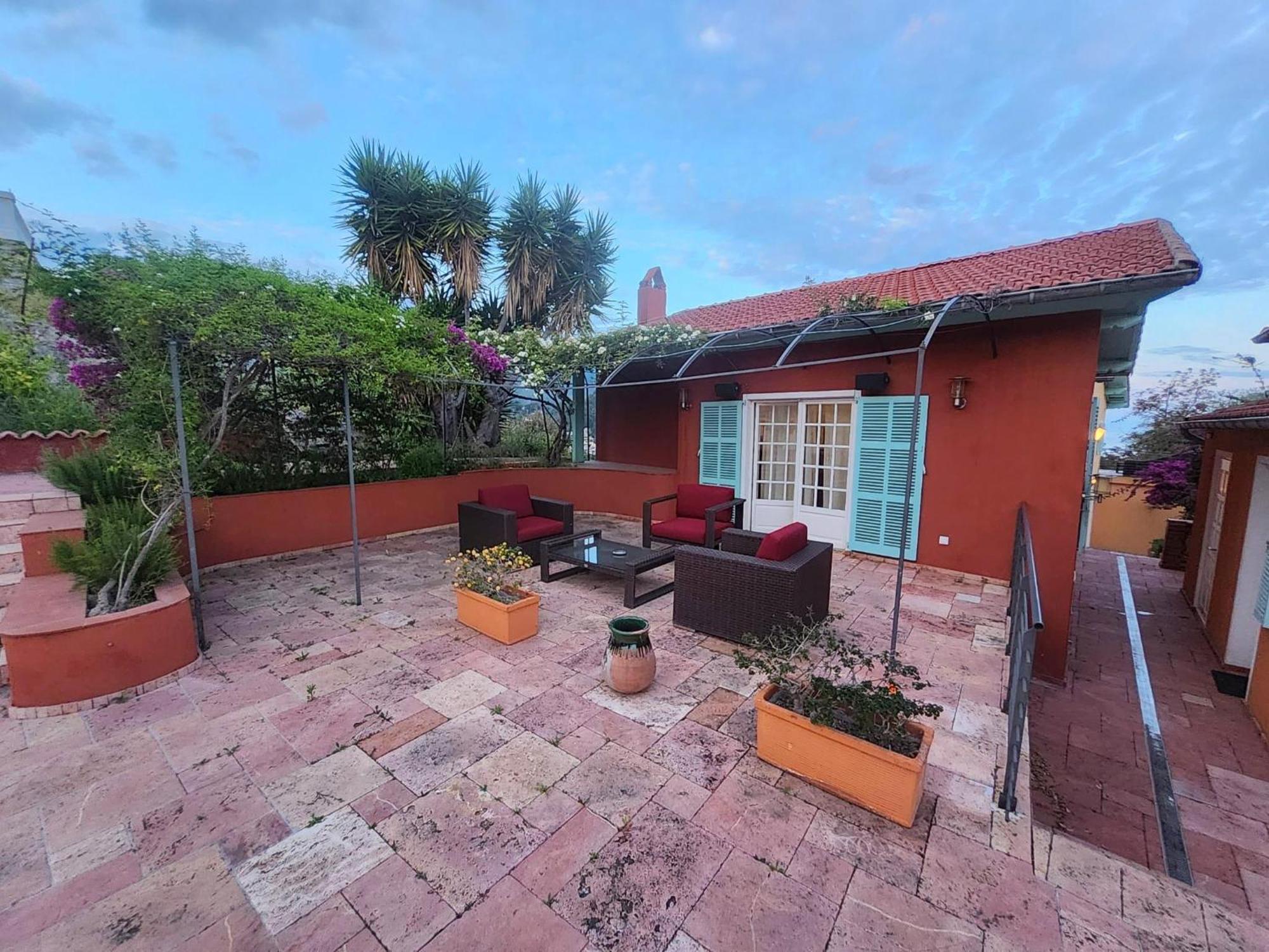 Villa Royal Domain, Entire, Bnbrickeys *