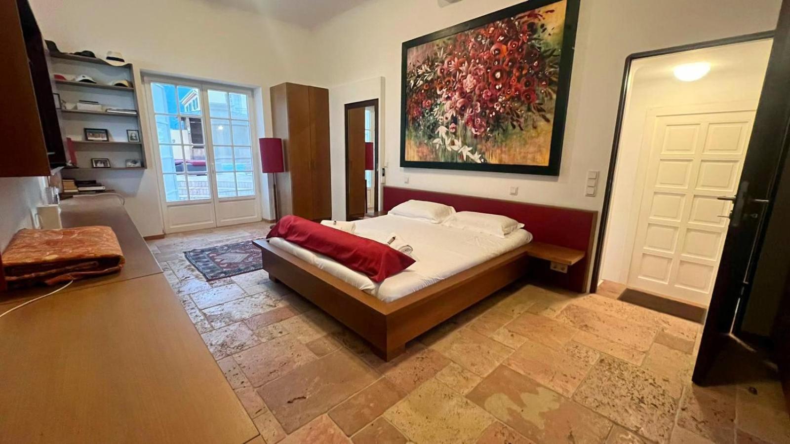 Royal Domain, Entire, Bnbrickeys Villa