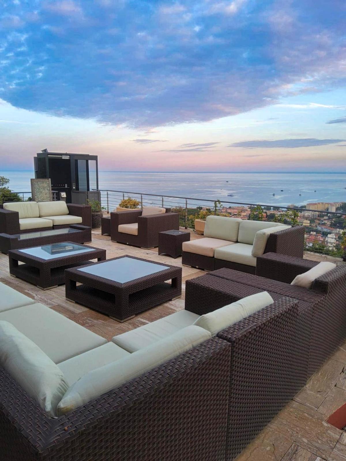 Royal Domain, Entire, Bnbrickeys * Menton
